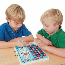 Budget 🎁 Melissa & Doug® Flip-to-Win Hangman Game 🤩